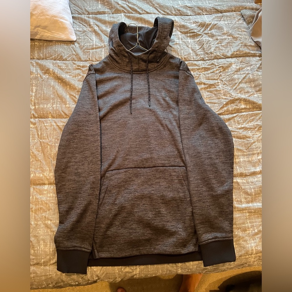 Men’s UA coldgear hoodie. New without tags. Size Medium